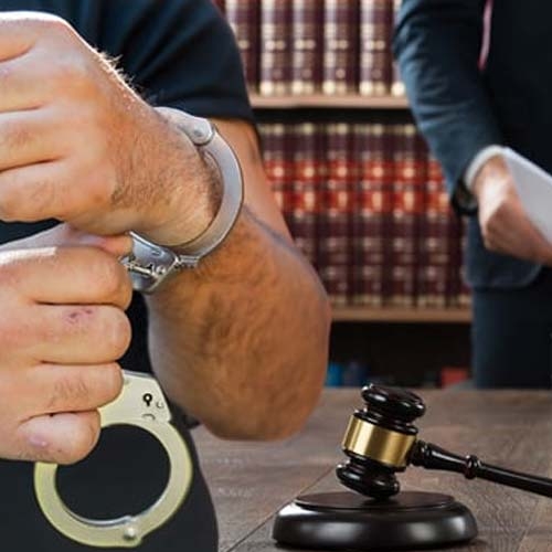 You May Count on Experienced Criminal Case Lawyers on Your Side