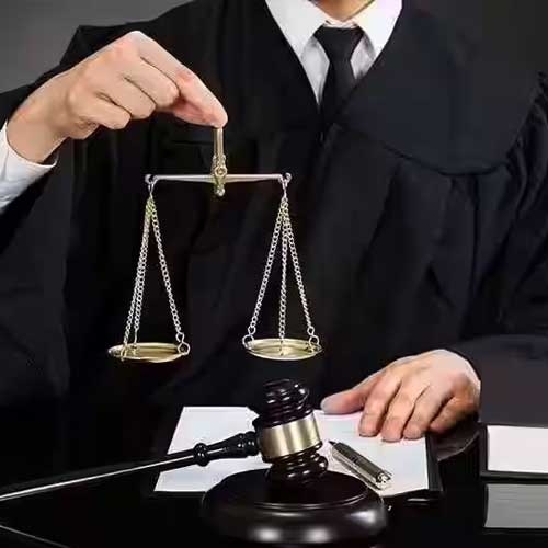 District Court Lawyer in Delhi